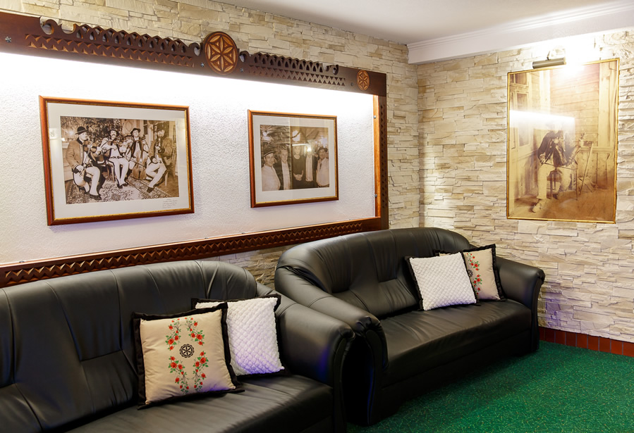 Sala lustrzana